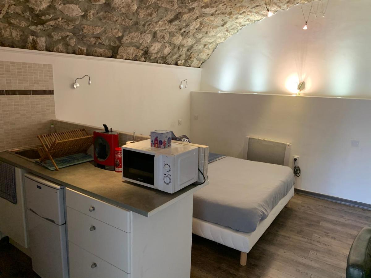 La Grotte Lägenhet La Garde-Adhémar Exteriör bild